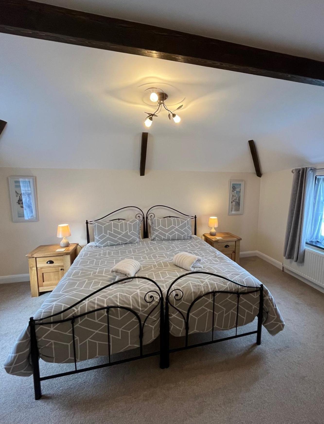Apartament Maple & Beech Barns Truro Zewnętrze zdjęcie