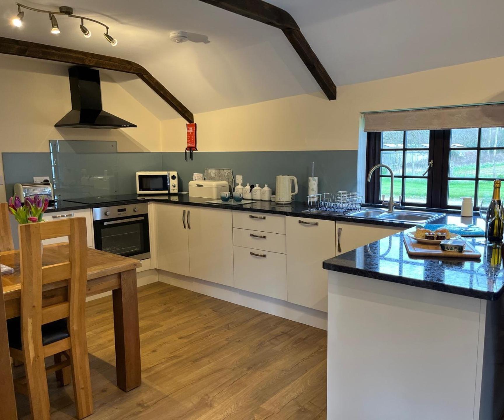 Apartament Maple & Beech Barns Truro Zewnętrze zdjęcie